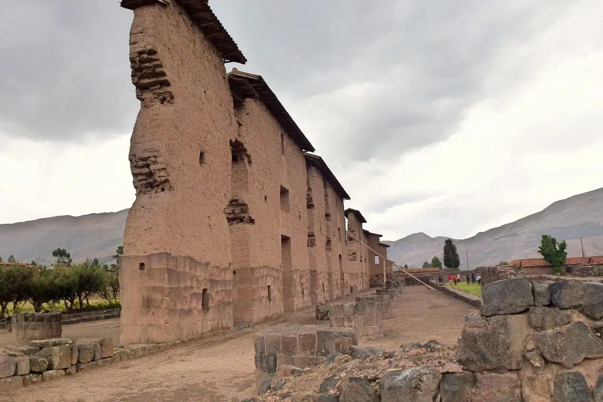 Central wall of the Temple of Wiracocha at Raqchi, Cusco